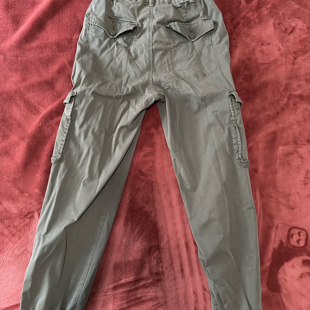 American eagle green joggers size 4